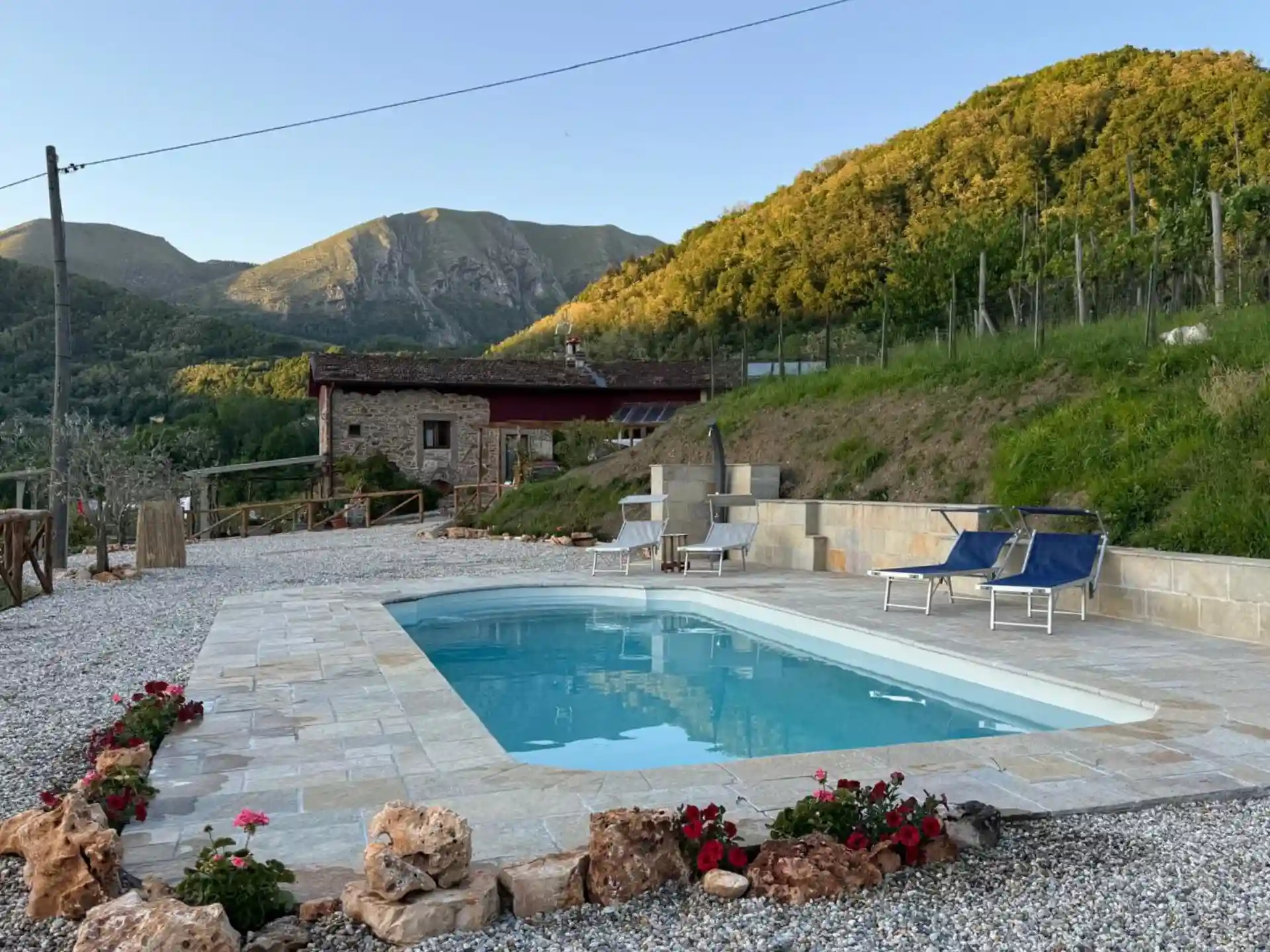 luxury swimmingpool in tuscany guzzano home stay